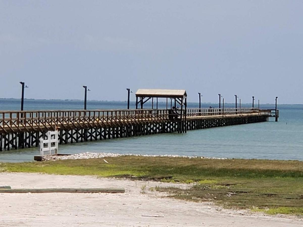 Benjamin'S Pier At Laguna Reef Resort ร็อกพอร์ต ภายนอก รูปภาพ